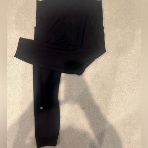Lululemon Black Wunder Train Leggings with Pockets